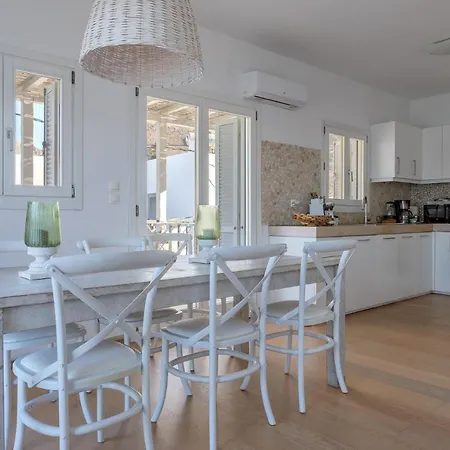 Uno Luxury With Sea View Appartement *